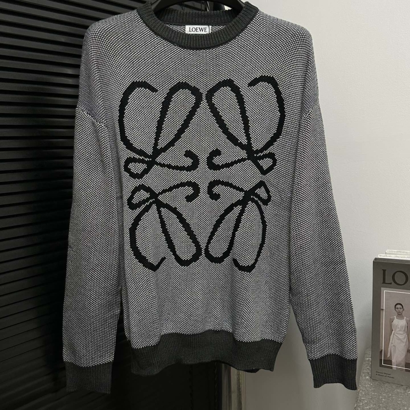 l*ew* sweaters